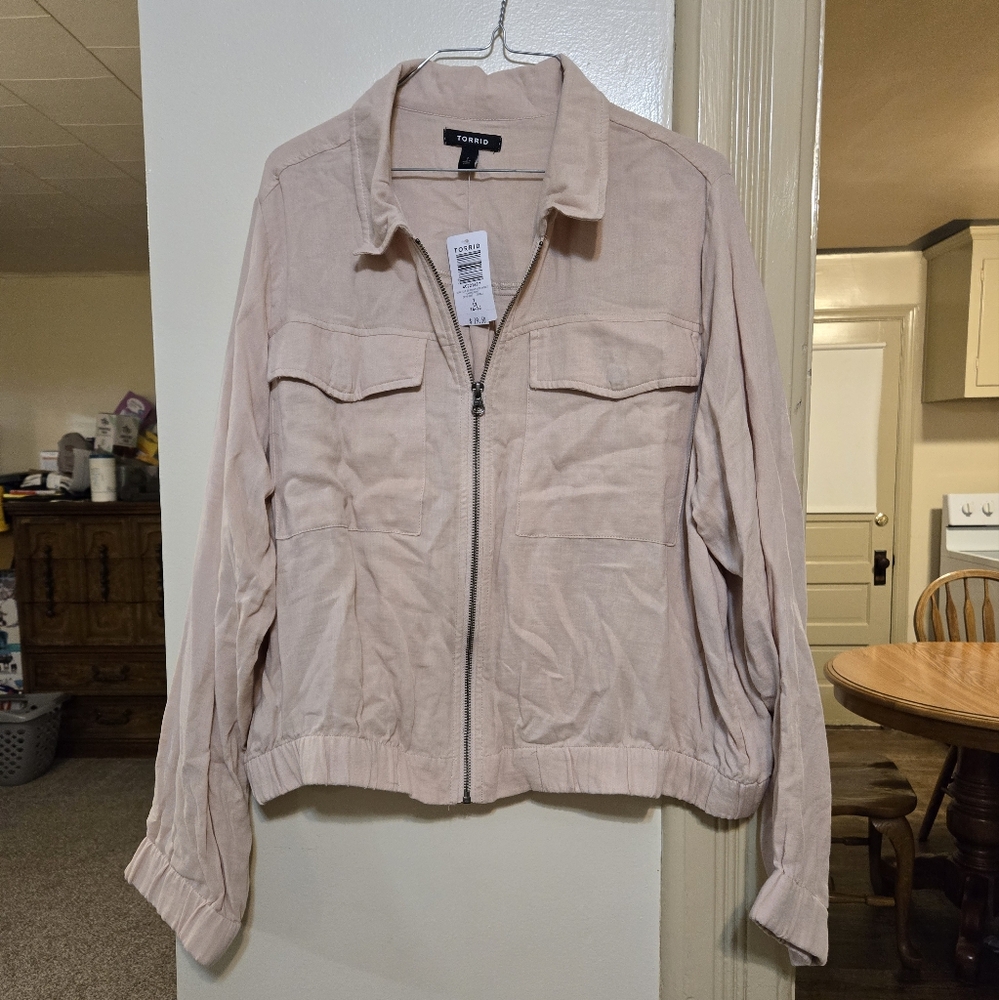 Brand new!! NWT Torrid blush full zip up jacket size 1X